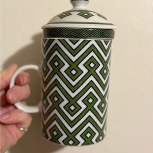 Richard Ginori Green and White Geometric Mug with Lid